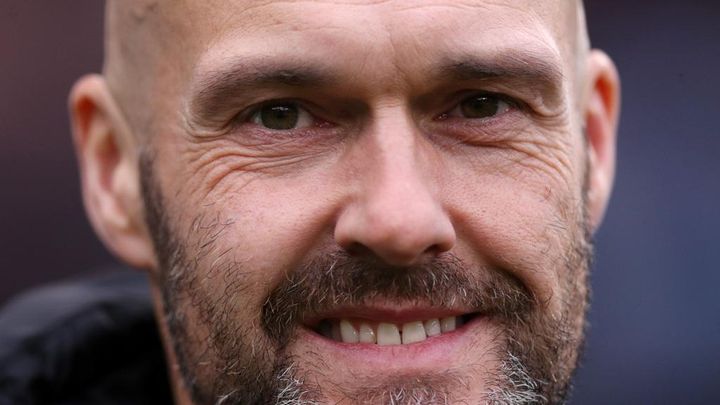 44歳監督、解任後に空港職員へまさかの転職！？金銭目的ではなく「障がいのある乗客らの介助を行うため」だった