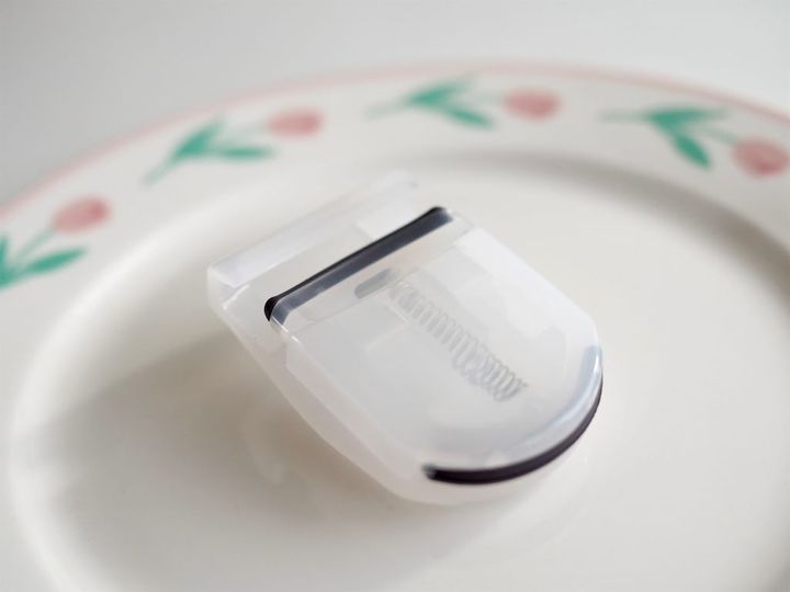 携帯アイラッシュカーラー