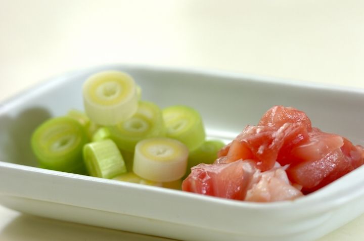 鶏肉のすまし汁の下準備1