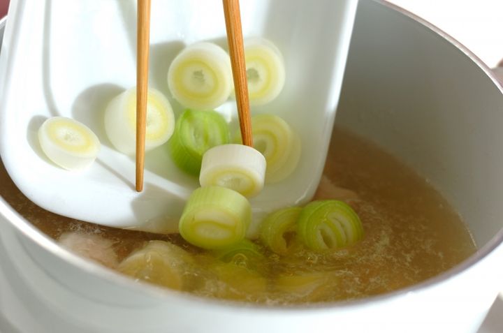 鶏肉のすまし汁の作り方1