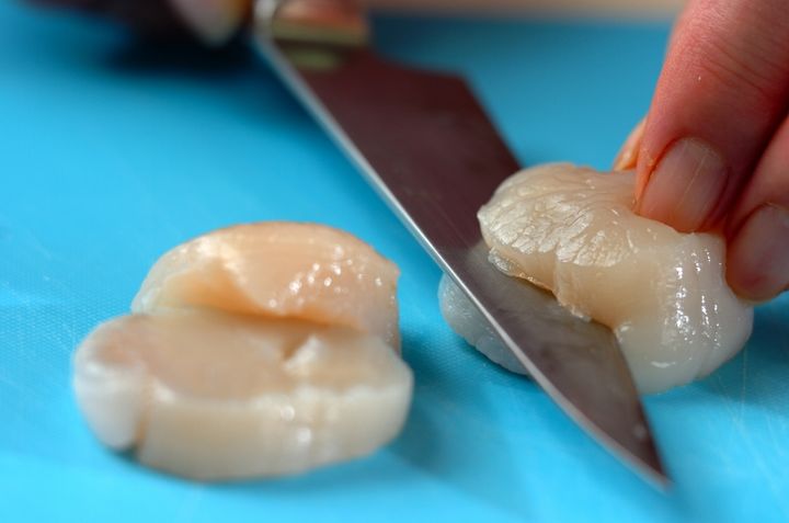 シンプルに。ホタテの中華風ちらし寿司の下準備2