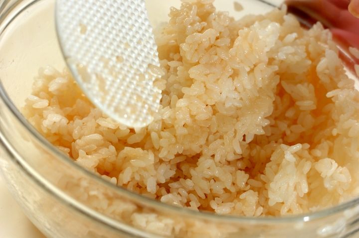 シンプルに。ホタテの中華風ちらし寿司の作り方1