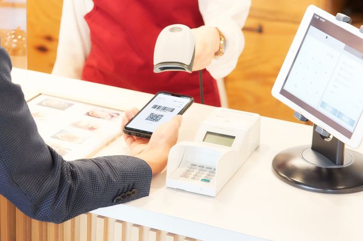 キャッシュレス決済だと無駄遣いをしてしまいがち？