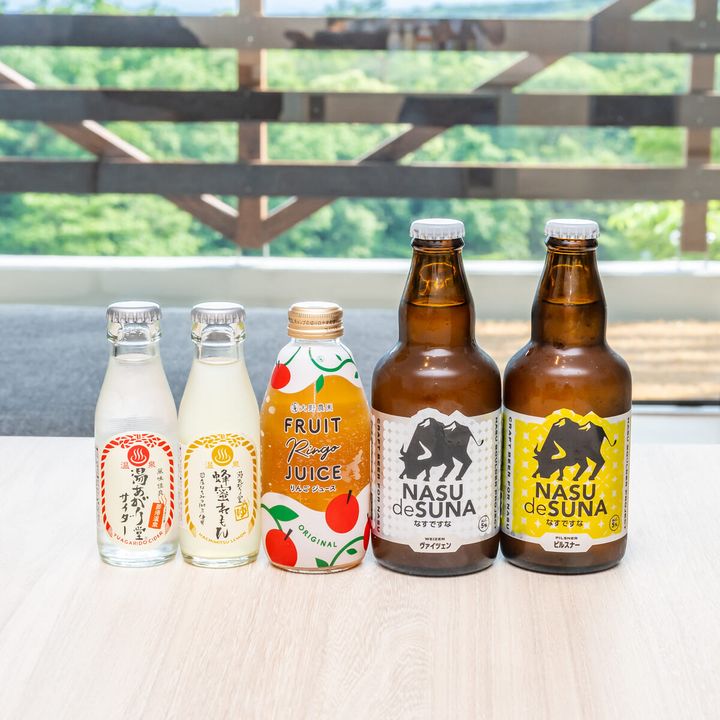 地元のお菓子＆ご当地ドリンク2