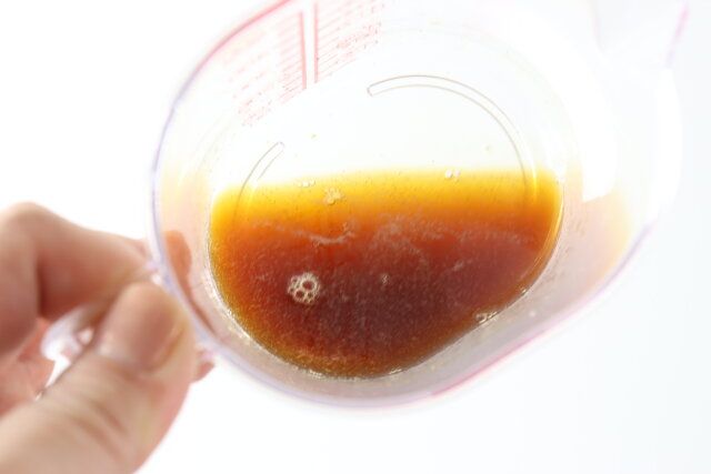 ダイソー 溶かして使う粉末めんつゆの素 粉末 溶かす