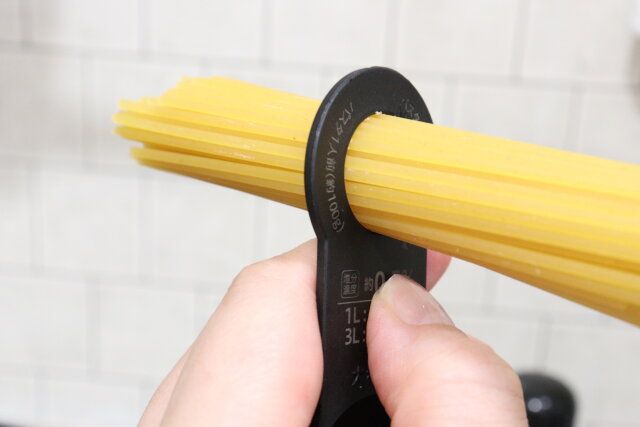 パスタメジャー付計量スプーン パスタ計量