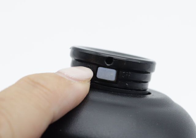 スタンダードプロダクツのソーラーライトのスイッチ