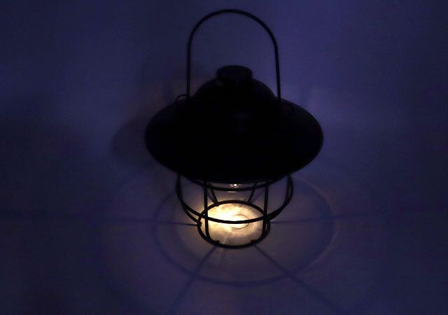 スタンダードプロダクツのソーラーライトの灯り