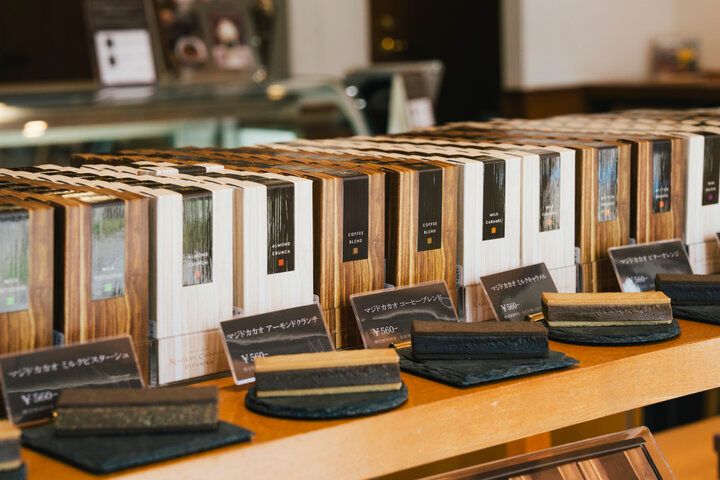 チョコレート尽くしの絶品かき氷も♪ビーントゥバ－専門店「マジドゥショコラ自由が丘」