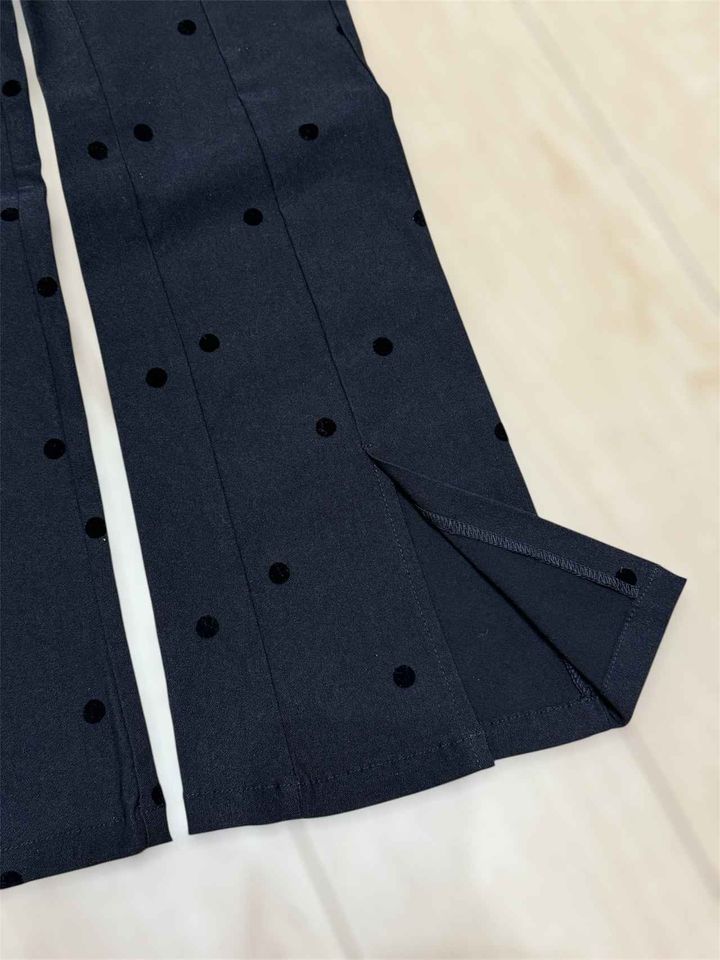 画像: スリットで抜け感をプラス