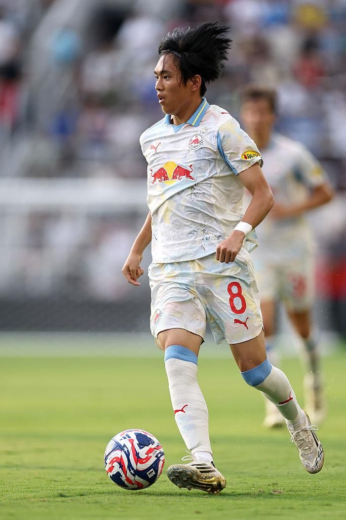 20歳日本人、クラブW杯デビュー！着用スパイクはadidasのこれ…次はレアル・マドリー戦