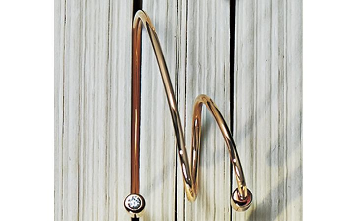 シハラのダイヤモンド付きピアス