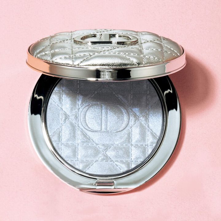 ディオール ディオールスキン フォーエヴァー グロウ ルミナイザー 05