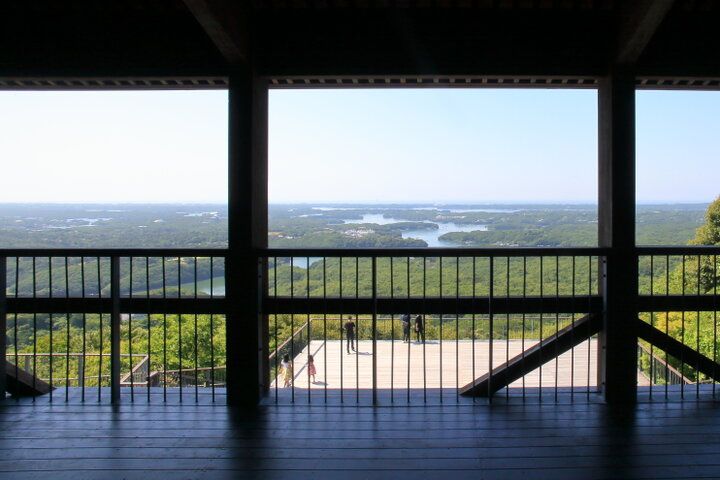 空と海と島々が織り成す英虞湾の絶景が目の前に。横山展望台＆天空カフェテラス