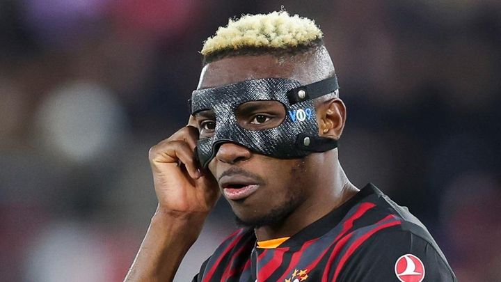 日本人の同僚だった世界的スター、壮絶な生い立ちを告白 「ゴミ処理場の近くで育ち…牛乳など賞味期限切れの食品を拾っていた」