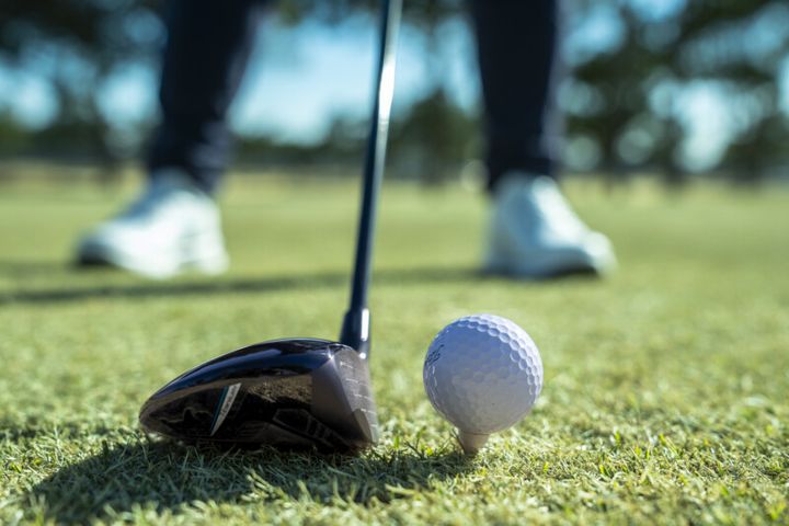 知っていると得するFWの裏ワザはコレ！片手アドレスを試してみて