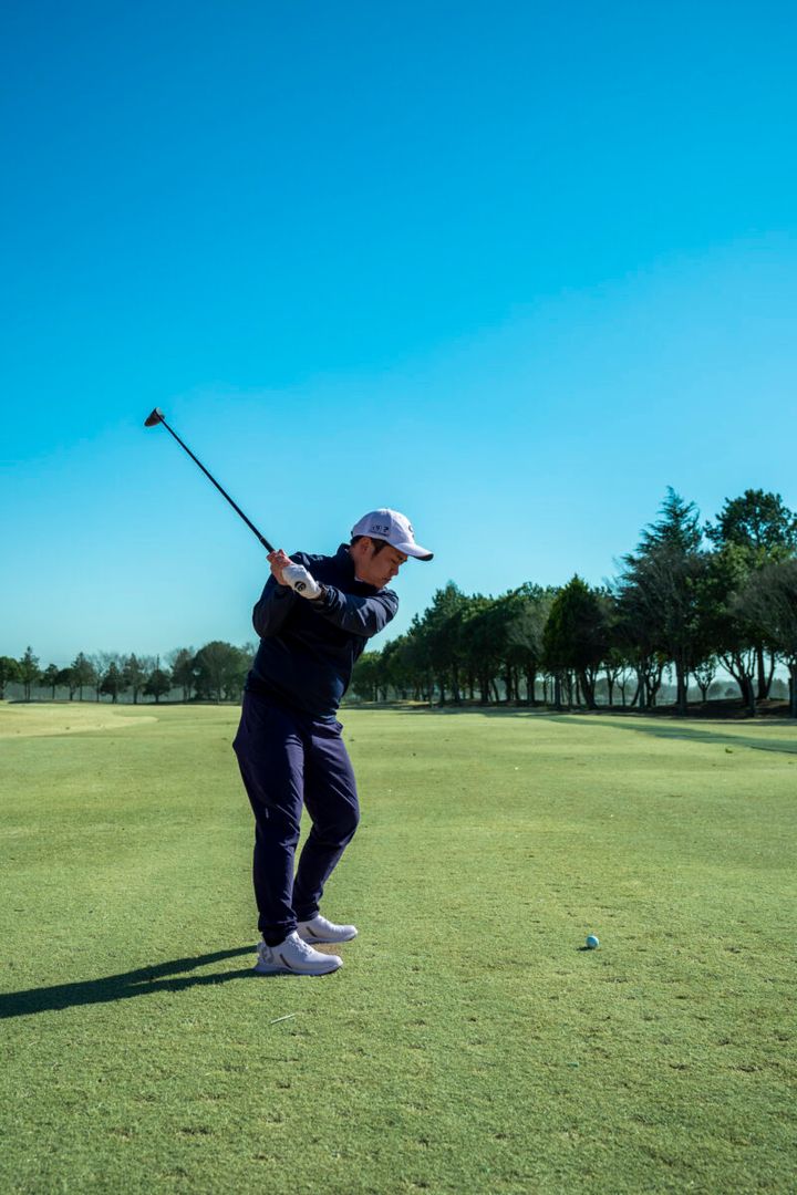 知っていると得するFWの裏ワザはコレ！片手アドレスを試してみて