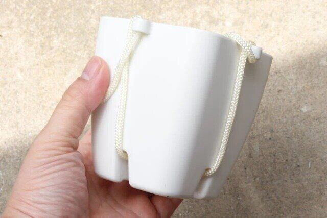 ダイソーの吊り下げポット（スクエア）2