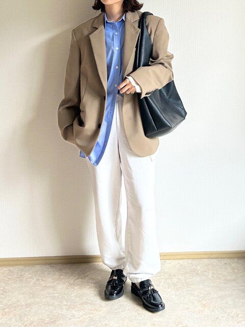 style①上品アイテムでスタイルを格上げ