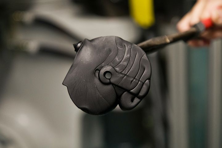 レコードの原料