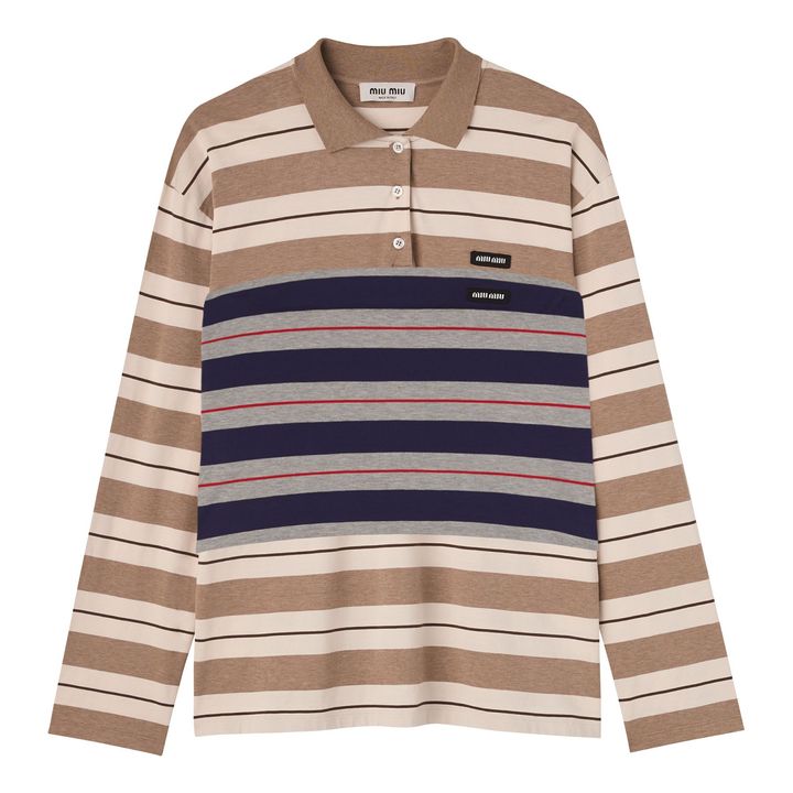 ロング T シャツ ¥181,500 上につけたベアトップ ¥115,500（ともに予定価格）／ともにMIU MIU