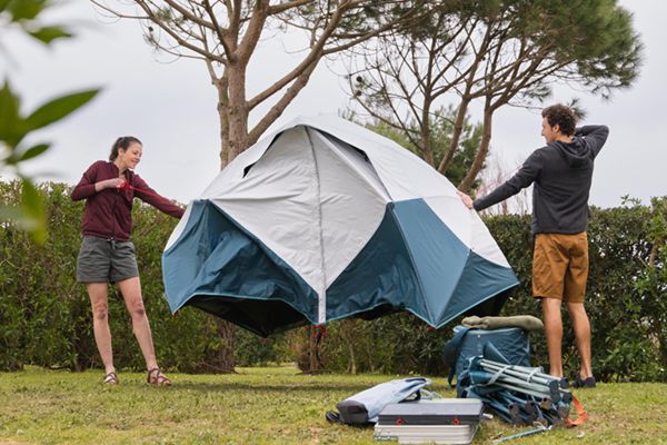 キャンプ歴9年の上級キャンパーがおすすめ！キャンプスタイル別テーブル3選