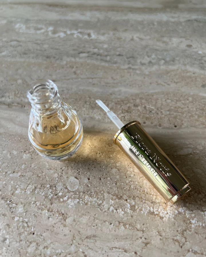 フローラノーティス ジルスチュアート スウィートオスマンサス ネイルオイルエッセンス