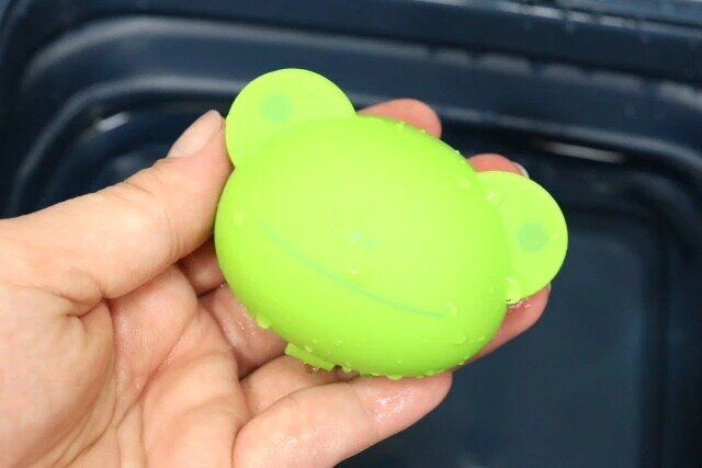 ダイソーのリユーザブル水風船（動物セット）3