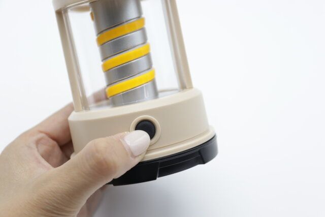 ダイソーのスイッチ付きCOBランタン スパイラル