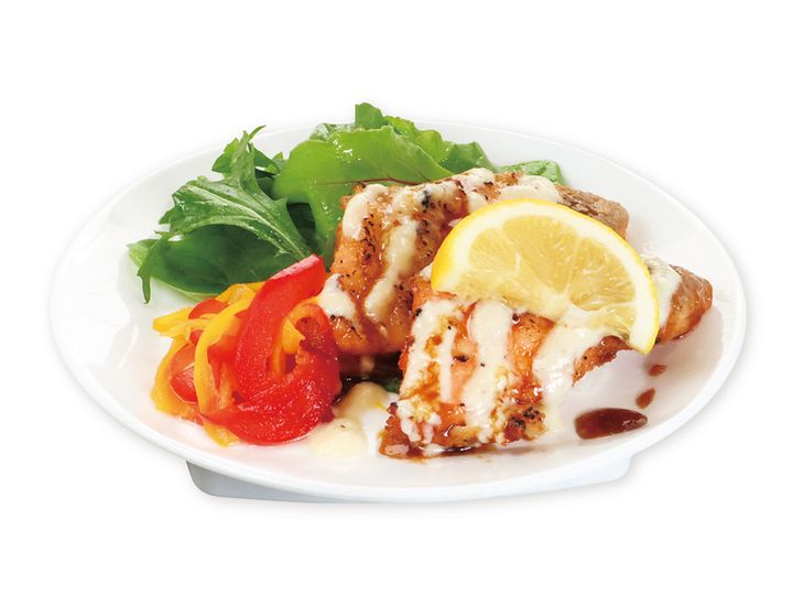 ＜ノルウェー王国の料理＞サーモンステーキレモンバター