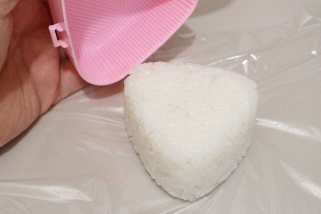 星のカービィふっくらおにぎりケースフェイス 包む