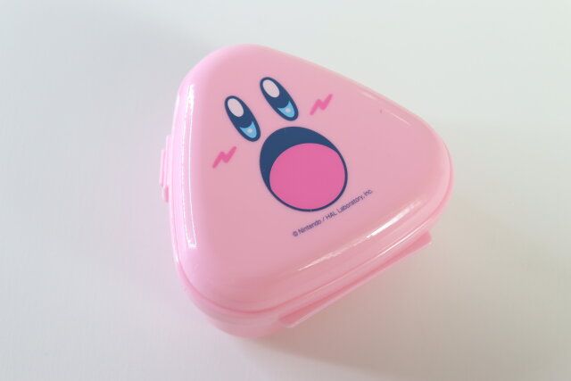 星のカービィふっくらおにぎりケースフェイス