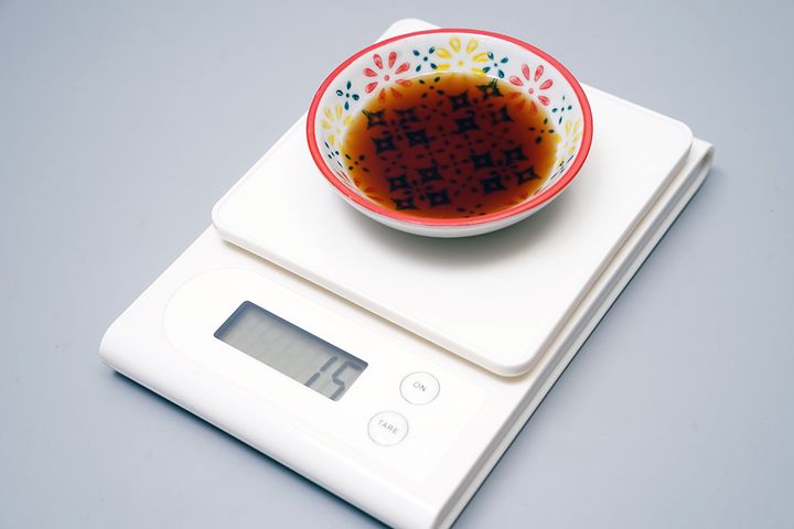 普通に使う分にはまったく不満のない「SPキッチンスケール」。筆者はどうしても全体から受けるチープな印象が残念です。