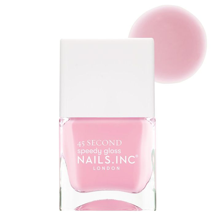 画像: 優しい甘さのストロベリーミルク。ネイルズ インク 45 セカンド スピーディ ネイルポリッシュ ジャミング ウィズ ジェリー ¥2,750／ネイルズインク 出典：nailsinc.jp