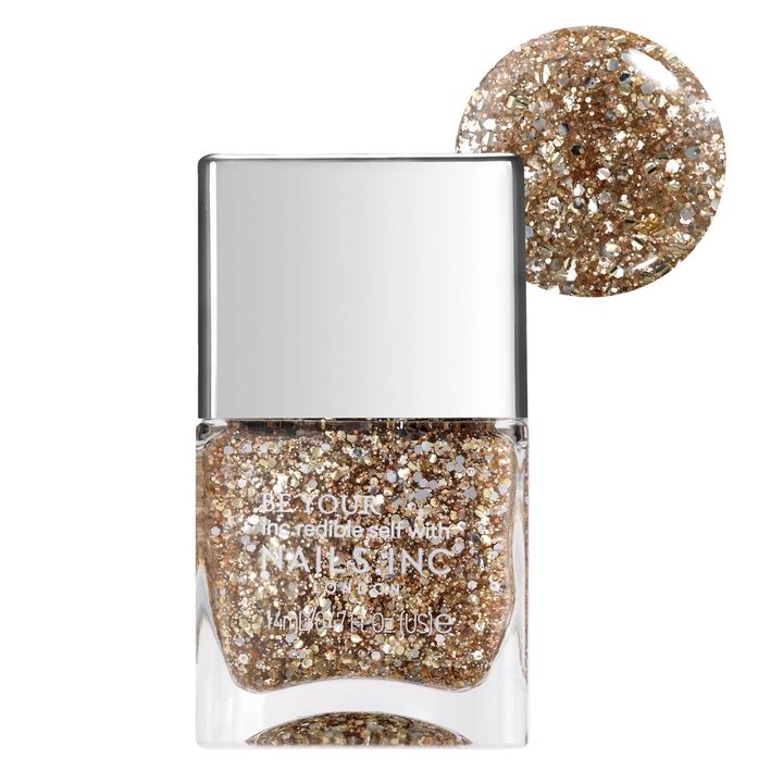 画像: ゴールドとシルバーのホログラムをMIX。ネイルズ インク スーパー シークイン ネイルポリッシュ シークインシマー ¥3,080 出典：nailsinc.jp