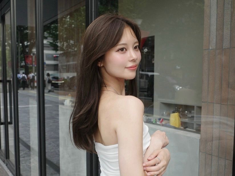 NMB48 杉野莉沙 生写真 背中のラインが美しすぎる…かわいすぎる『元NMB48美女』“露出度