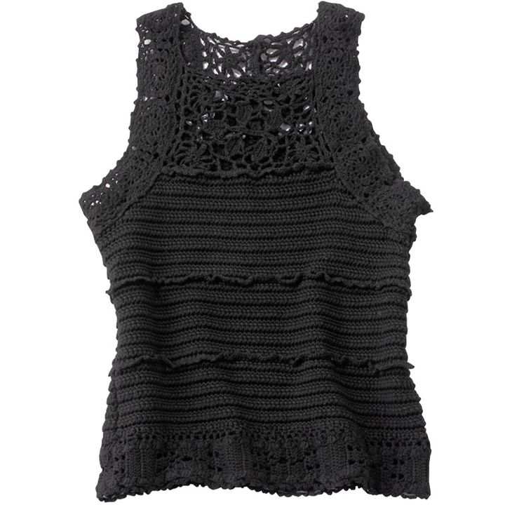 MARNOのクロシェ編みトップス