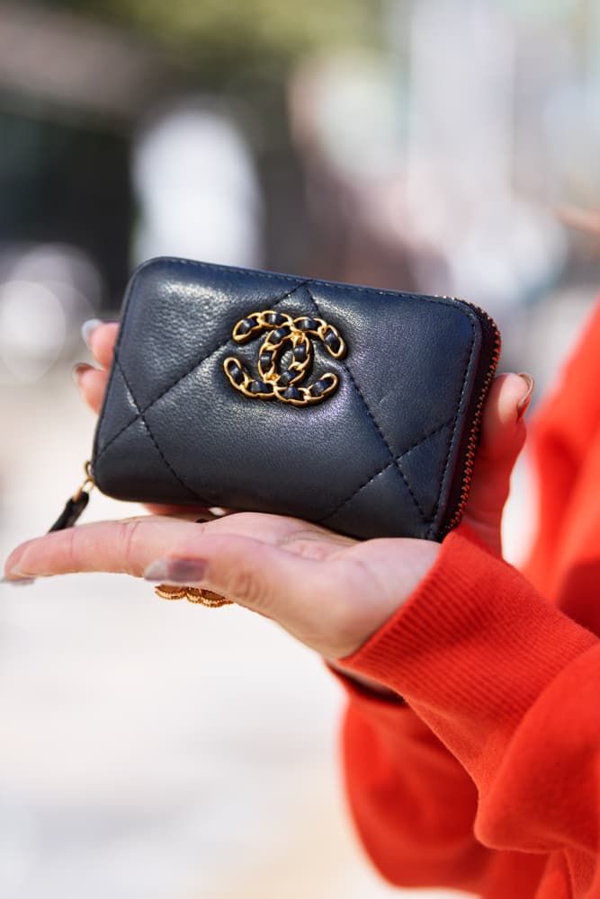 CHANEL キルティング 二つ折り財布 ブラック