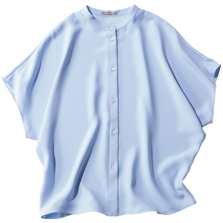 セオリーリュクスのブルーの半袖ブラウス