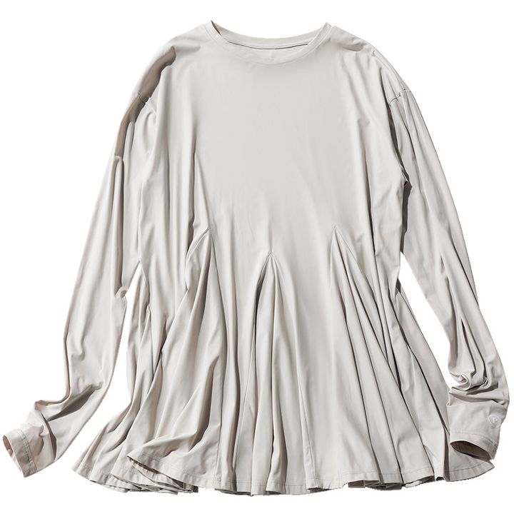 ルフィルの淡色の長袖カットソー