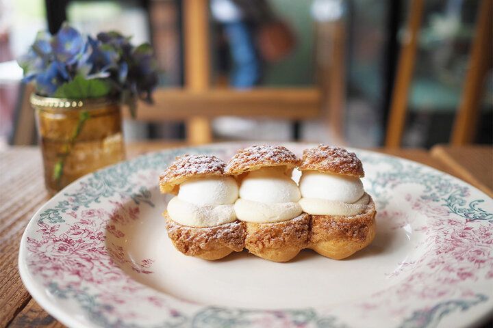 伊豆の森の奥深くでアジアンランチ＆ティータイムを♪ フランスの田舎町に迷い込んだような隠れ家カフェ「秘密のぬけあな」