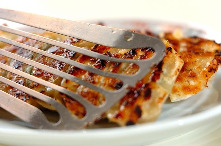 大葉がさわやか！しそ餃子の作り方6