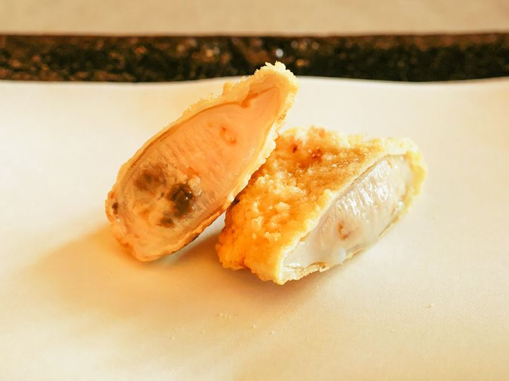 中目黒『天婦羅くすのき中目黒』の桑名産の「蛤」
