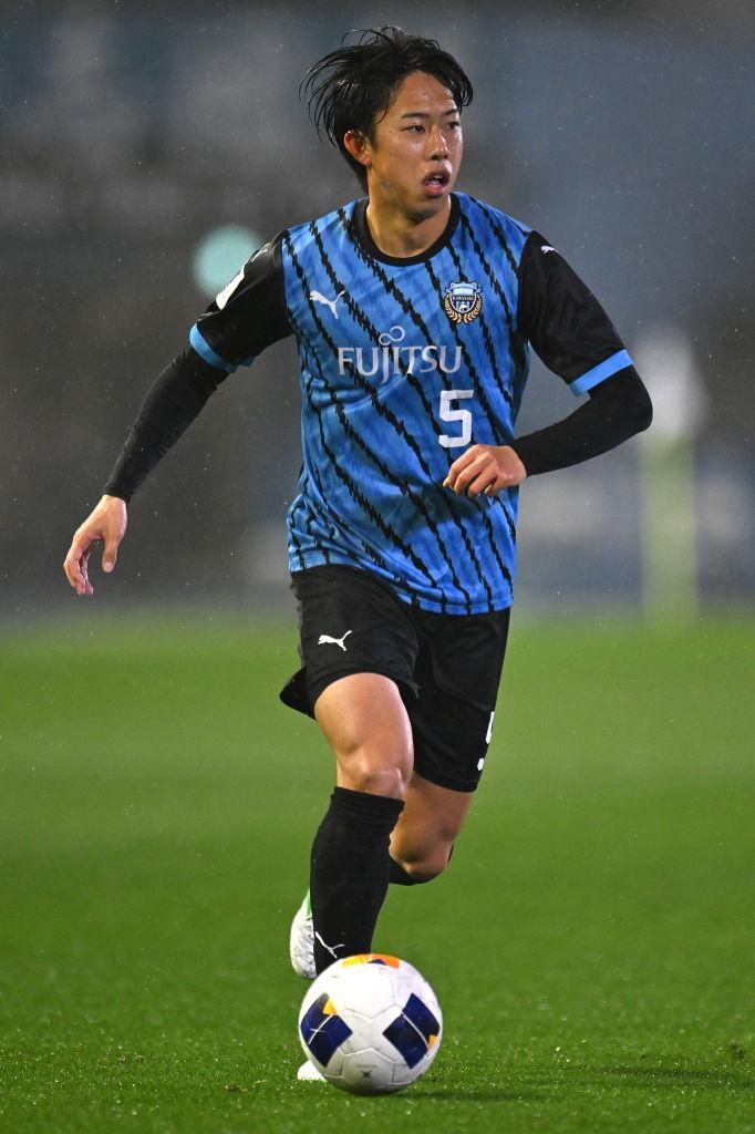 日本代表DF谷口彰悟、泉里香さんとの結婚を電撃発表！25歳の“後継者DF”は試合前に思わず『いいね』