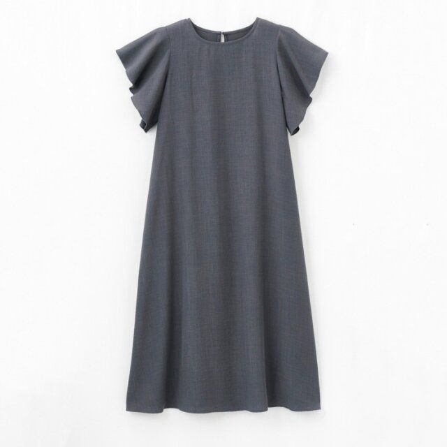 しまむらのフレア袖ワンピース