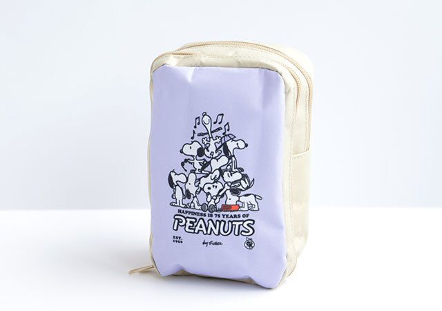 スヌーピースタンドポーチ