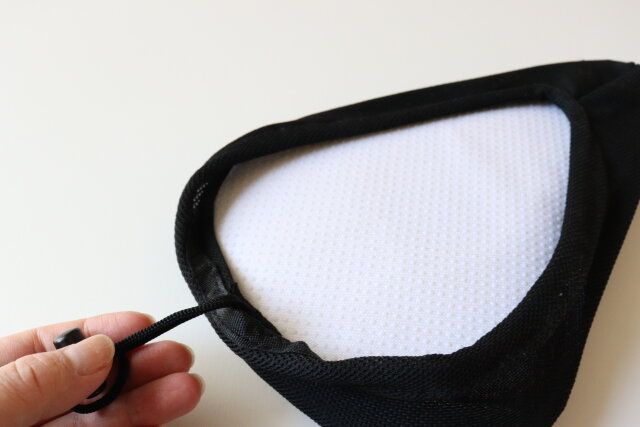 ダイソーの自転車クッションサドルカバーはドローコードでサイズ調整可能