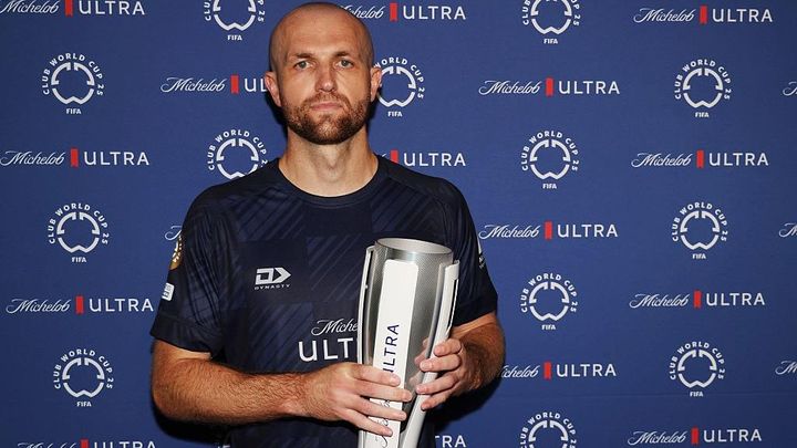 「夢のような瞬間」セミプロチームが超名門に大奮闘！得点を奪ったのは“見習い”体育教師だった