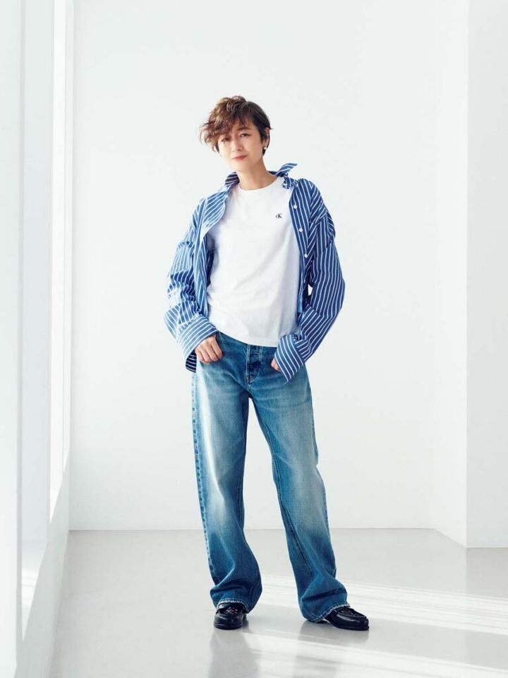 オーセンティックなＴシャツとデニム