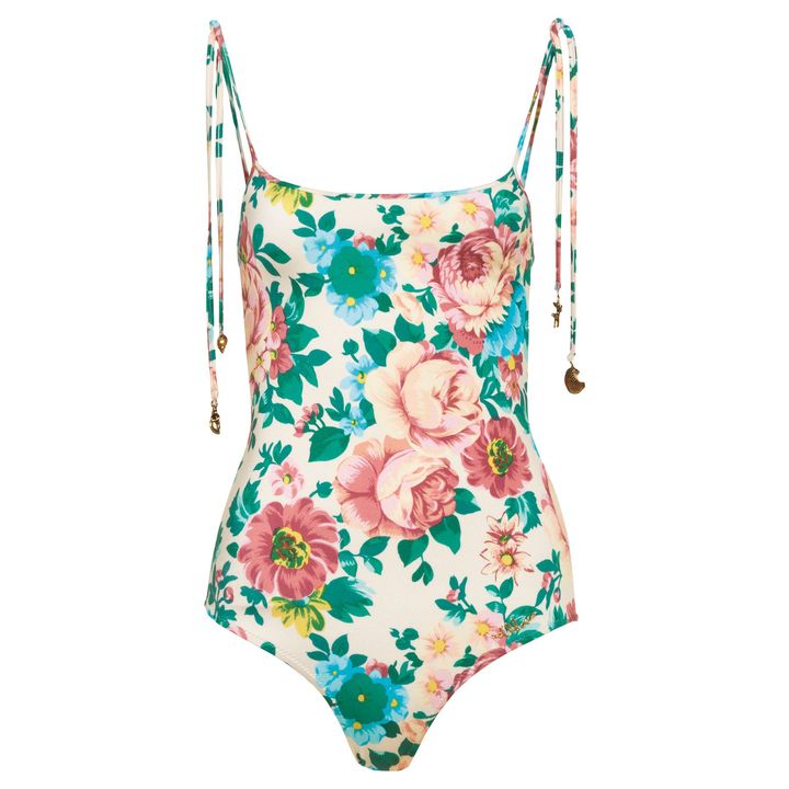 スイムウェア ¥96,800／CHLOÉ